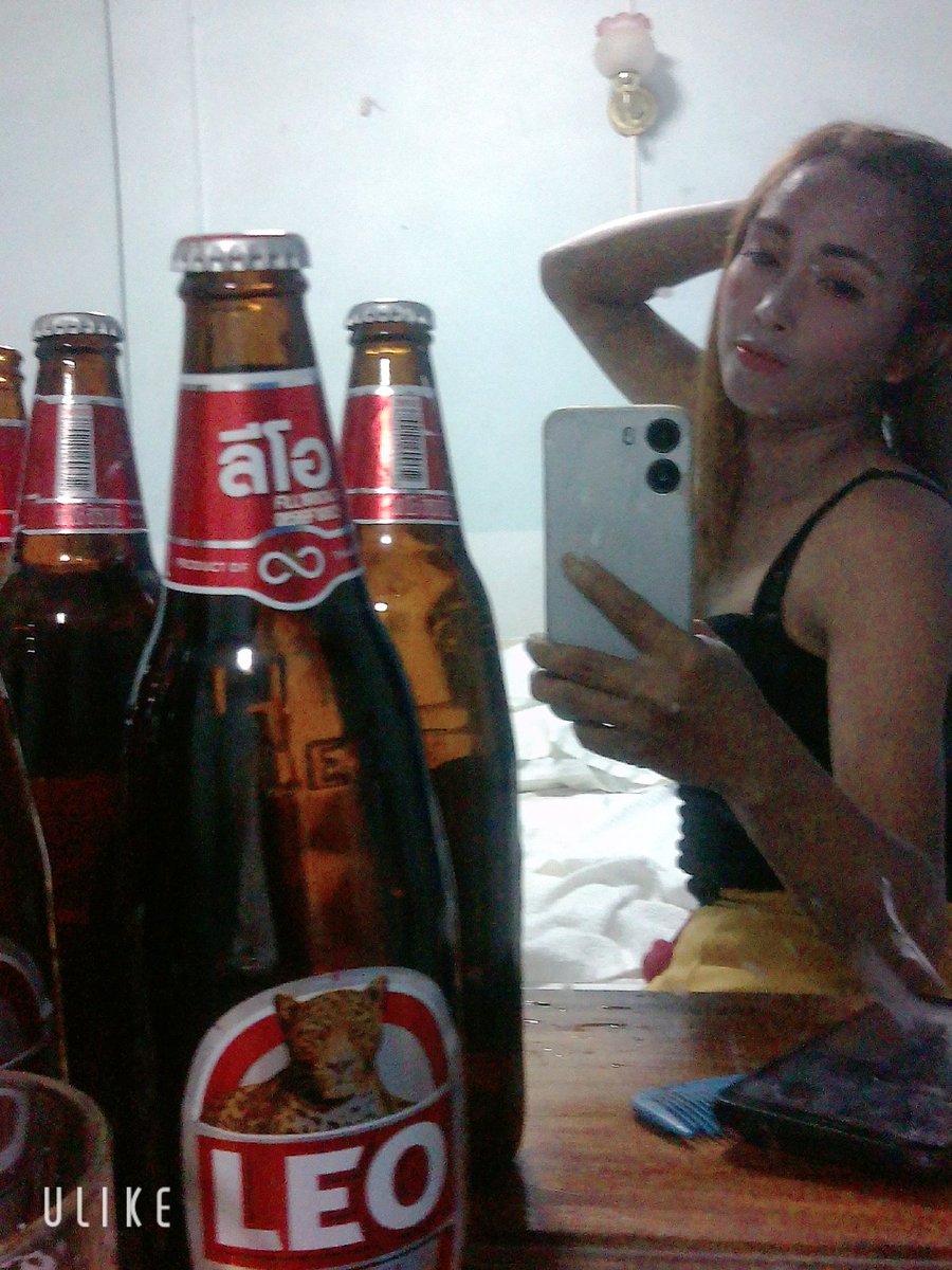 SamreeSj89332's tweet photo. เมาแล้วเงี่ยน มาเยสหน่อย พนมไพร ยโสธร https://t.co/jRQK2oV0At