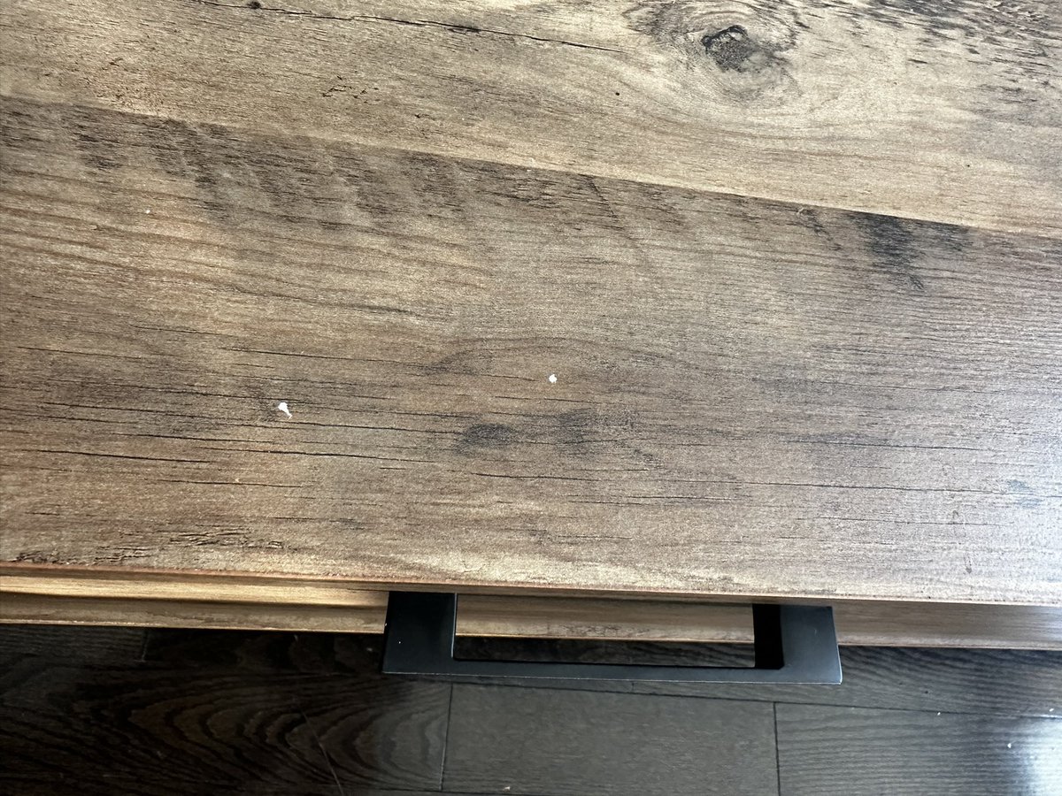 amyknell's tweet photo. @structube 1/2 - Hello,
I have recently purchased at the NASH sideboard and coffee table and both of them had damages. When contacting your customer care team they told me they could give me a $40 gift voucher and that the compensation is non-negotiable. Like this was my fault! https://t.co/7TXfehBRMY