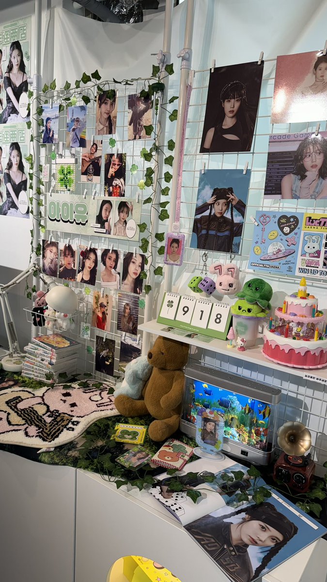 xpddldtls's tweet photo. @Our_Wishlist_ @2024_iuday @cloud_iu516 @jieunluckystore 💚
#아이유 #IU
#IU_16th_Anniversary 
#아이유애나의_16번째_승리를_이뤄
#JUST_STANN1N6_IU https://t.co/pmD1nYqqGZ