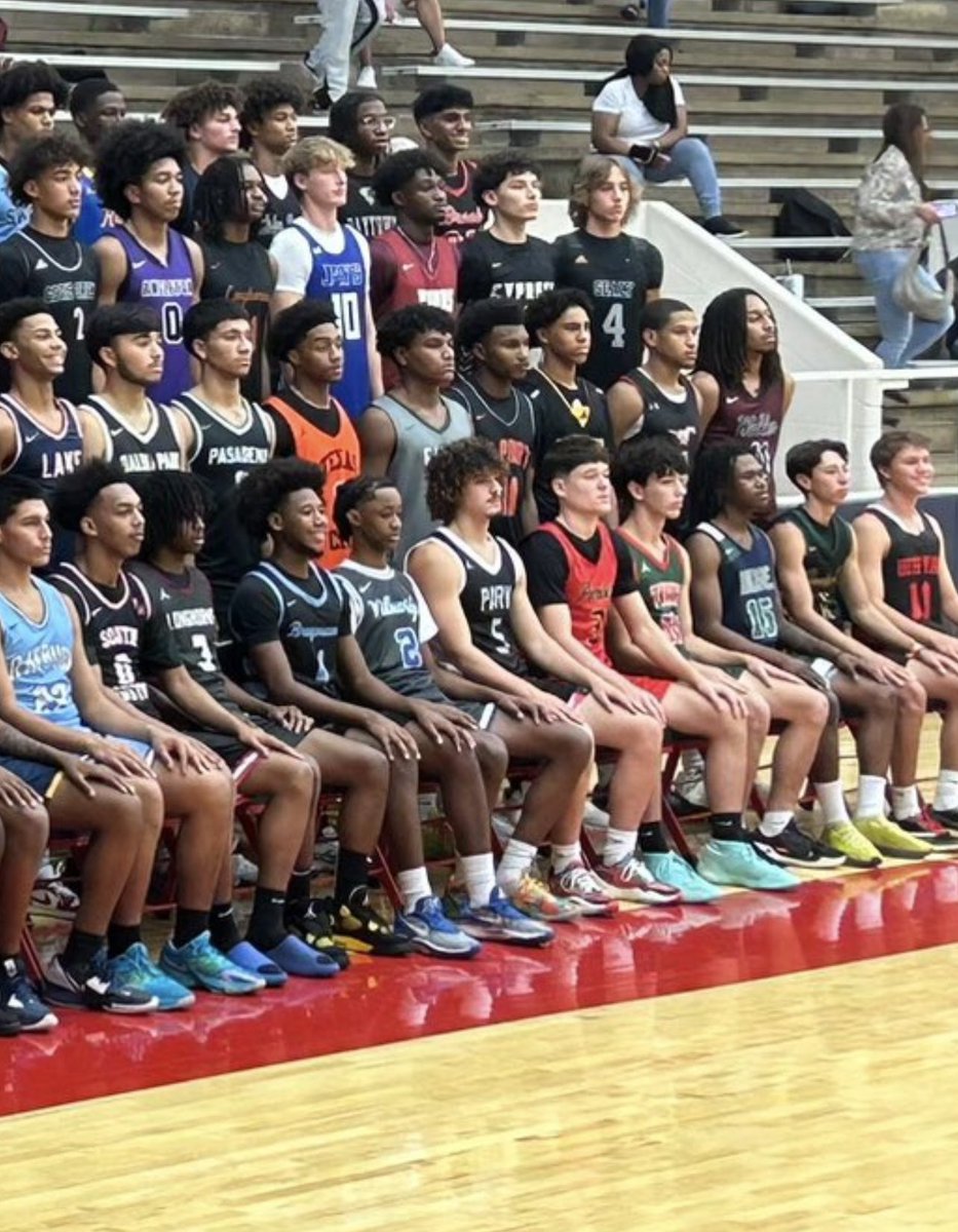 Senior Brad Garcia representing Kingwood Park at the HABCA “Stay In School” Photoshoot‼️