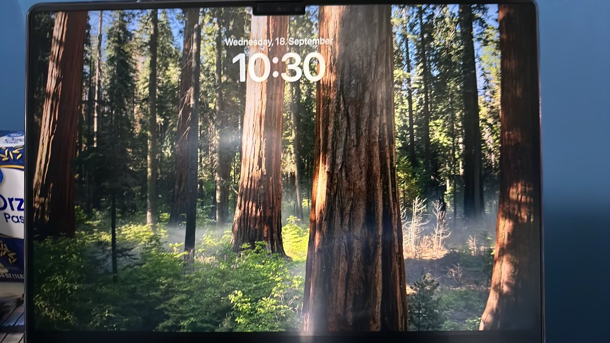 DAKNHH's tweet photo. @fimaaanjp I just see this after login. Already reinstalled everything- seems like there are problems with the new m3 chips https://t.co/3xy0j6ERxx