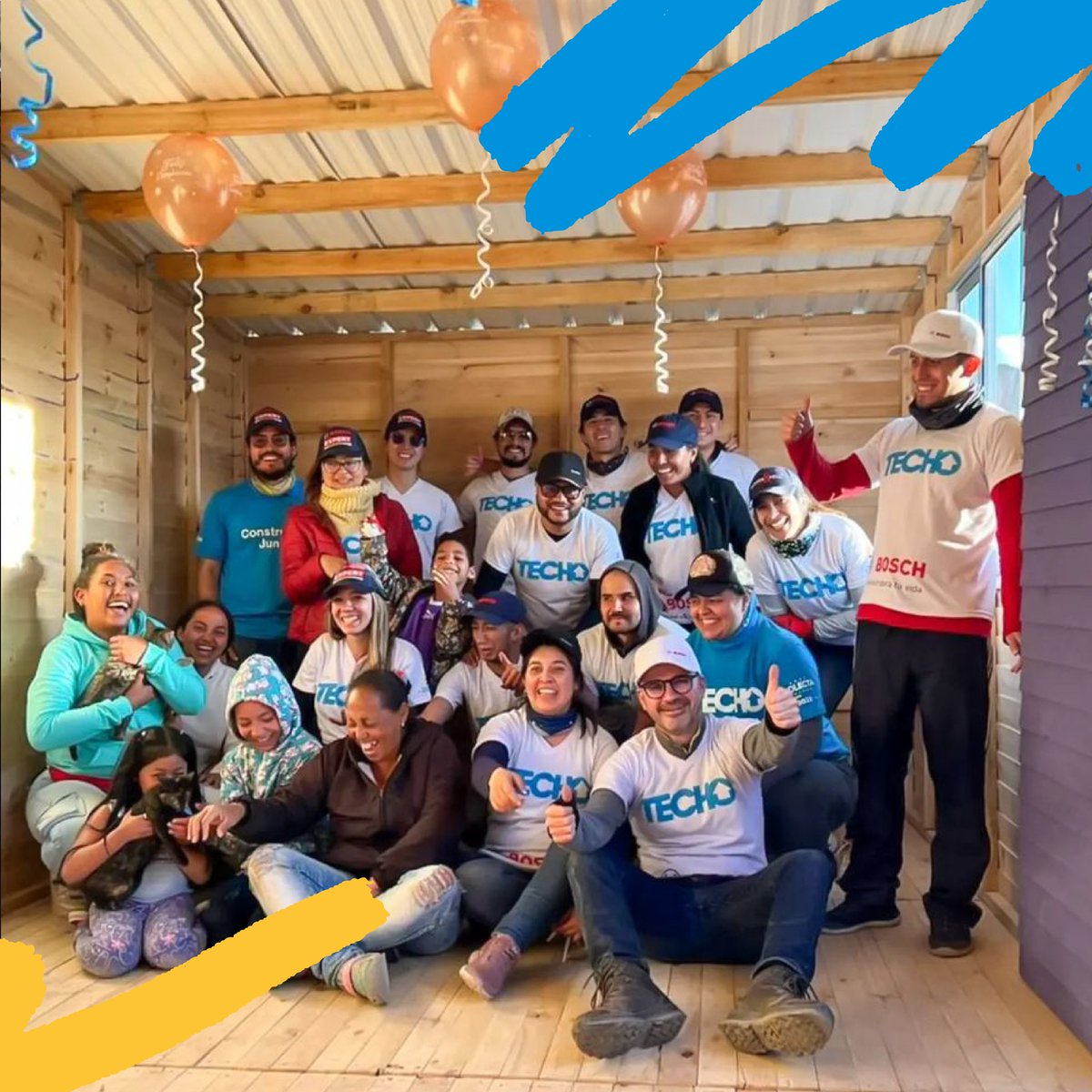 Techo's tweet photo. #TBTECHO a septiembre del 2023, recordando la bella construcción en la comunidad Brisas de la Esperanza, Soacha junto al equipo de @techo_col! https://t.co/719g6oAJPO