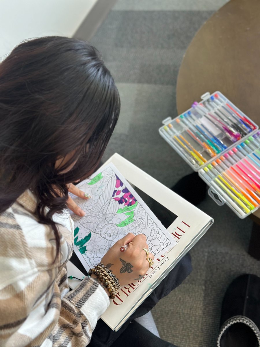 OpenSchoolNW's tweet photo. 🎉  We are excited to welcome our brilliant students back for another amazing school year at Open School East! This year will be full of learning, growth, and unforgettable memories for students, teachers, and advocates. 

Check out students in art therapy! 🎨 📚✨ #StudentsFirst https://t.co/C6b6EsmnCF