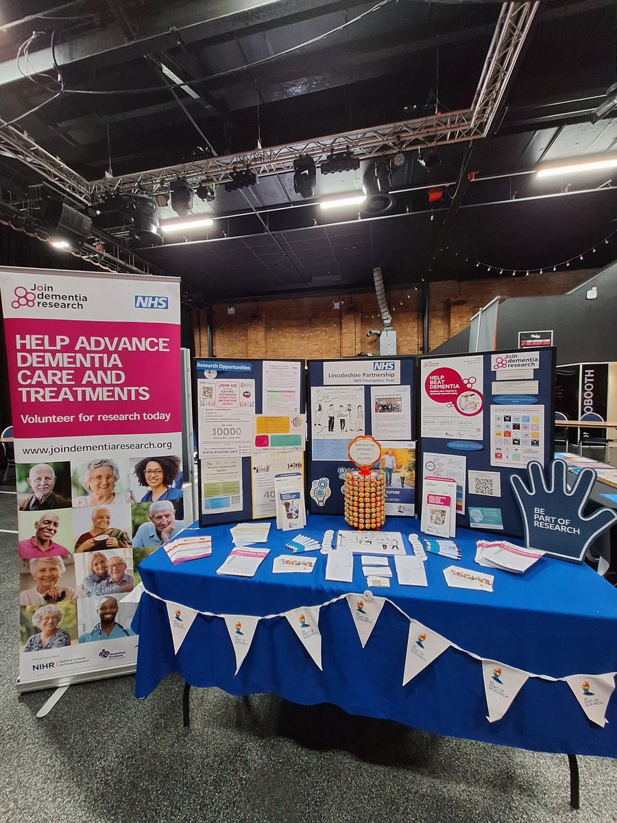LPFT Research Team (@lpftresearch) on Twitter photo Seizing the opportunity and stepping up step up to the challenge. The <a href="/LPFTResearch/">LPFT Research Team</a> Teamβs Jess & Amy promoting everything research at the University of Lincolnβs Fresher Fair today. <a href="/phull_jaspreet/">Prof Jaz Phull π</a> <a href="/LPFTNHS/">Lincolnshire Partnership NHS Foundation Trust</a> <a href="/unilincoln/">University of Lincoln, UK</a> <a href="/CEOSarahLPFT/">Sarah Conneryπ³οΈβπ</a> @lpftcom Seizing the opportunity and stepping up step up to the challenge. The <a href="/LPFTResearch/">LPFT Research Team</a> Teamβs Jess & Amy promoting everything research at the University of Lincolnβs Fresher Fair today. <a href="/phull_jaspreet/">Prof Jaz Phull π</a> <a href="/LPFTNHS/">Lincolnshire Partnership NHS Foundation Trust</a> <a href="/unilincoln/">University of Lincoln, UK</a> <a href="/CEOSarahLPFT/">Sarah Conneryπ³οΈβπ</a> @lpftcom