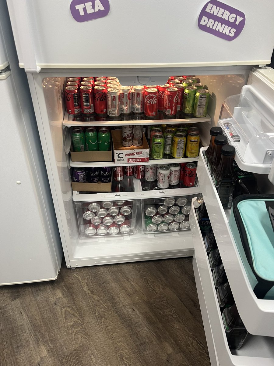 Thank you <a href="/JenksPta/">Jenks PTA</a> for the AMAZING treats and drinks in the lounge.  We are so lucky to have the best PTA! #mjejags