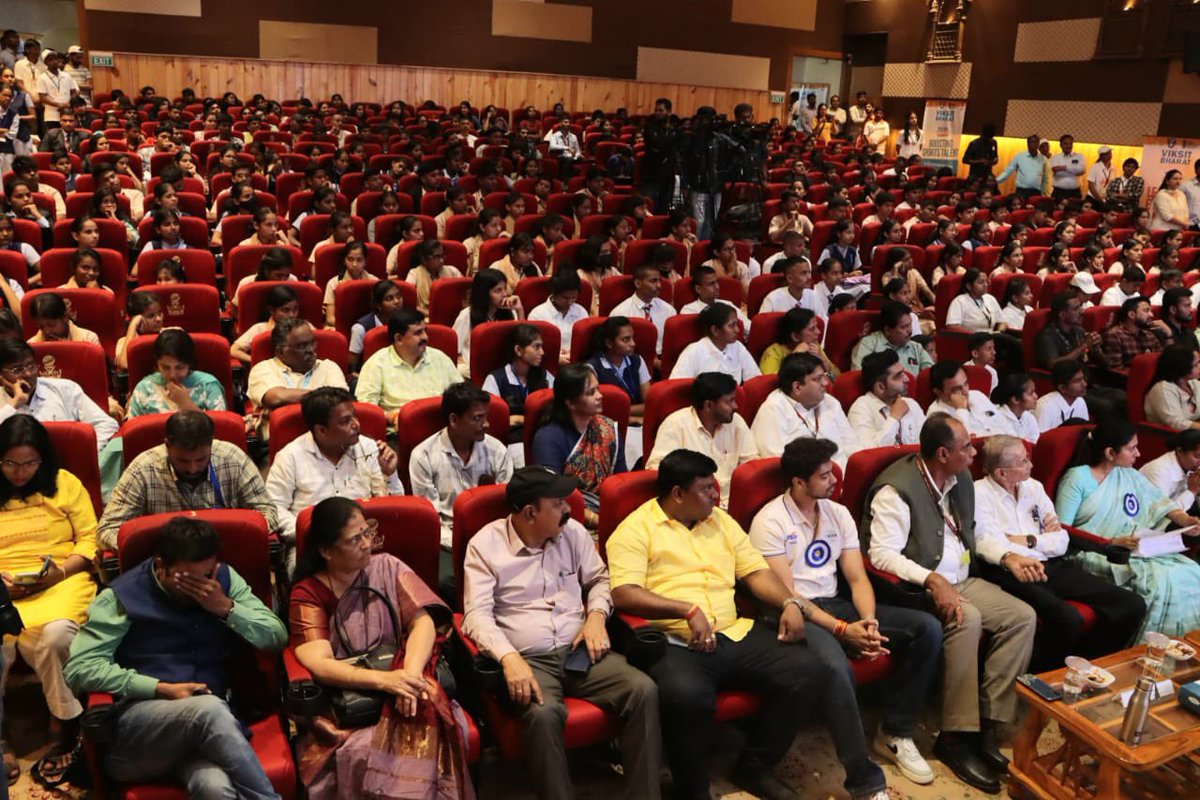 NYKS India (@nyksindia) on Twitter photo *'Viksit Bharat Ambassador - Yuva Connect' initiative: Union Ministers Dr. Mansukh Mandaviya and Raksha Khadse interact with students of SP College* pib.gov.in/PressReleasePa…
<a href="/mansukhmandviya/">Dr Mansukh Mandaviya</a> <a href="/khadseraksha/">Raksha Khadse</a> <a href="/mybharatgov/">Mera Yuva Bharat - MY Bharat</a> <a href="/YASMinistry/">YAS Ministry</a> <a href="/NITKM2021/">Nitesh Kumar Mishra</a> <a href="/meetarajiv/">Meeta Rajivlochan</a> <a href="/PMOIndia/">PMO India</a> *'Viksit Bharat Ambassador - Yuva Connect' initiative: Union Ministers Dr. Mansukh Mandaviya and Raksha Khadse interact with students of SP College* pib.gov.in/PressReleasePa…
<a href="/mansukhmandviya/">Dr Mansukh Mandaviya</a> <a href="/khadseraksha/">Raksha Khadse</a> <a href="/mybharatgov/">Mera Yuva Bharat - MY Bharat</a> <a href="/YASMinistry/">YAS Ministry</a> <a href="/NITKM2021/">Nitesh Kumar Mishra</a> <a href="/meetarajiv/">Meeta Rajivlochan</a> <a href="/PMOIndia/">PMO India</a>