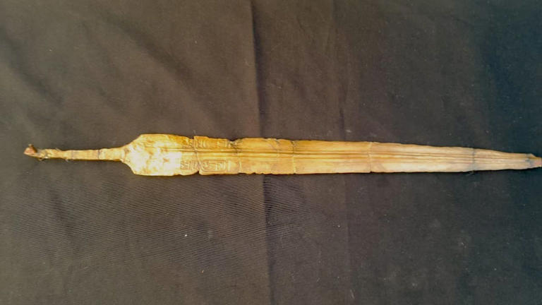 AncientEpoch's tweet photo. 3,200 years old Egyptian bronze sword found, engraved with Ramses II name on it.

At the Tell Al-Abqain archaeological site in Beheira archeologist found this remarkable relic. Ramses II ruled circa 1279 to 1213 B.C.E.

The site once was a military barracks, the structure contains a series of storerooms used to hold grain and ovens for baking. 

They also found two inscribed limestone blocks; one has a hieroglyphic inscription that mentions Ramesses II. The other cites a local official.

The barracks along a military road in the northwest Nile Delta, allowed troops to confront groups coming from the western desert or by the Mediterranean Sea.