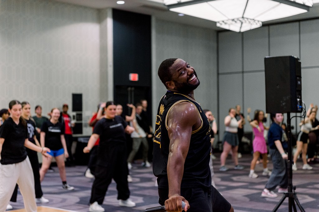 DanceExcellence's tweet photo. @adeeveryday will be back with us at #DEX2025!! Will you?? 

📷: @boivinphoto

#dex #danceex #danceexcellence #masterclass #ade #funk #dance #dancers #danceclass #joinus https://t.co/Zxo0zuh6gR