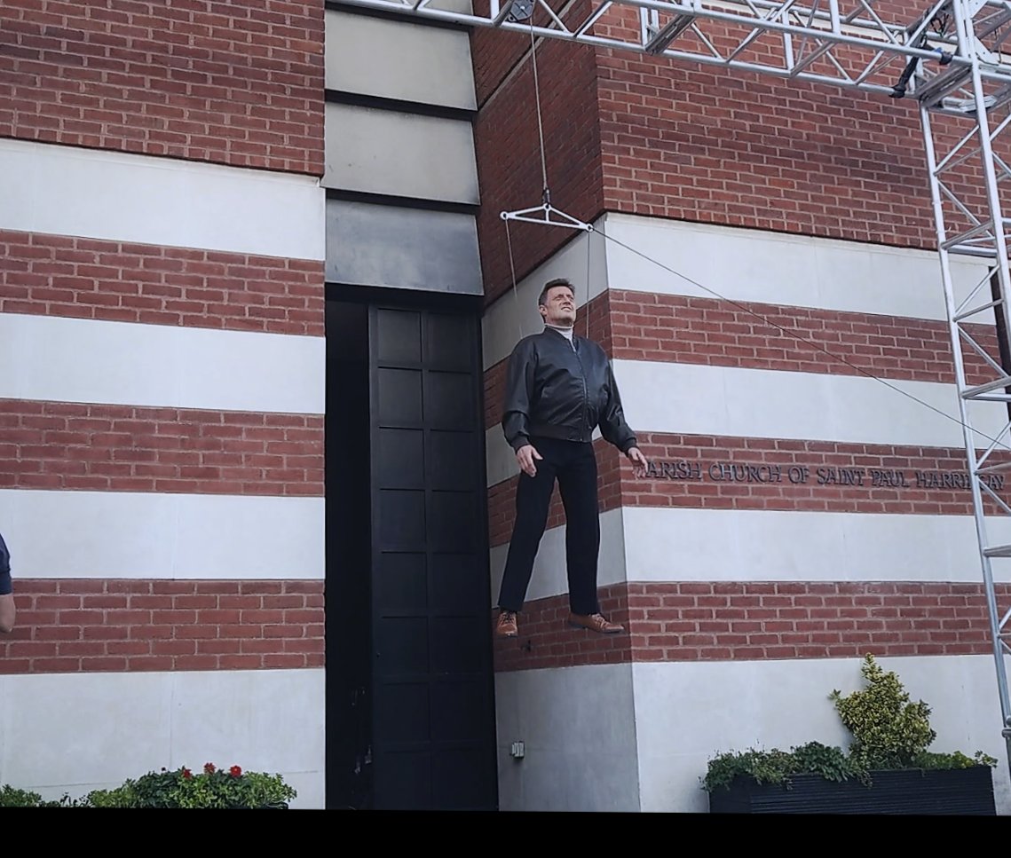 #flyinghigh #stuntwork #actorslife #hangingaround #filmshoot #liftoff #superman #BehindTheScenes