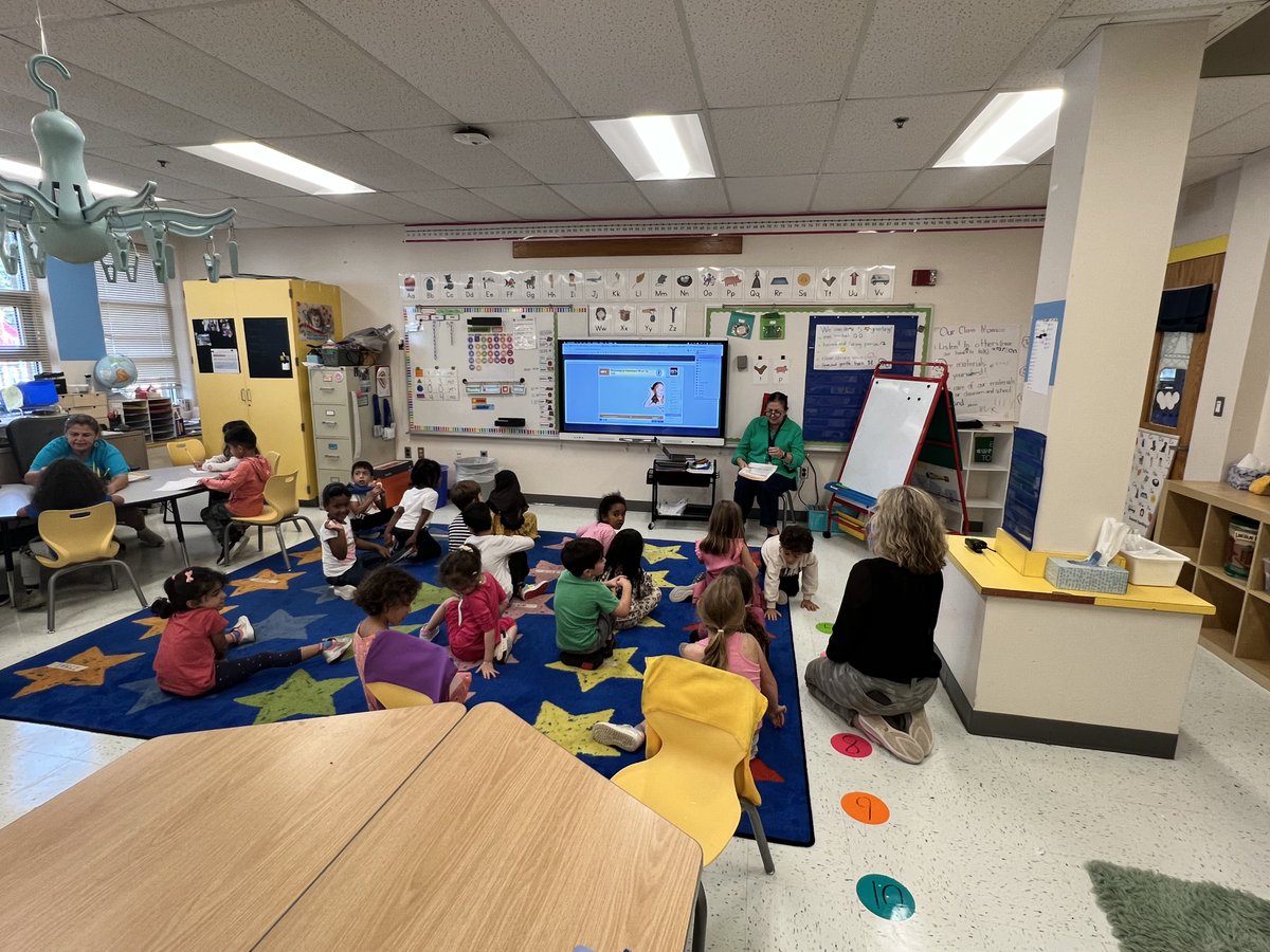 Francisco Durán, Ed.D. (@suptduran) on Twitter photo I had a great visit to <a href="/Innovation_APS/">Innovation Elementary</a> today! Principal Claire Peters showed me their SEL-based Skill of the Week. I also saw third graders working on number relationships, a fourth-grade class learning about liquid volume, and kindergarteners exploring phonics. #APSisAwesome I had a great visit to <a href="/Innovation_APS/">Innovation Elementary</a> today! Principal Claire Peters showed me their SEL-based Skill of the Week. I also saw third graders working on number relationships, a fourth-grade class learning about liquid volume, and kindergarteners exploring phonics. #APSisAwesome