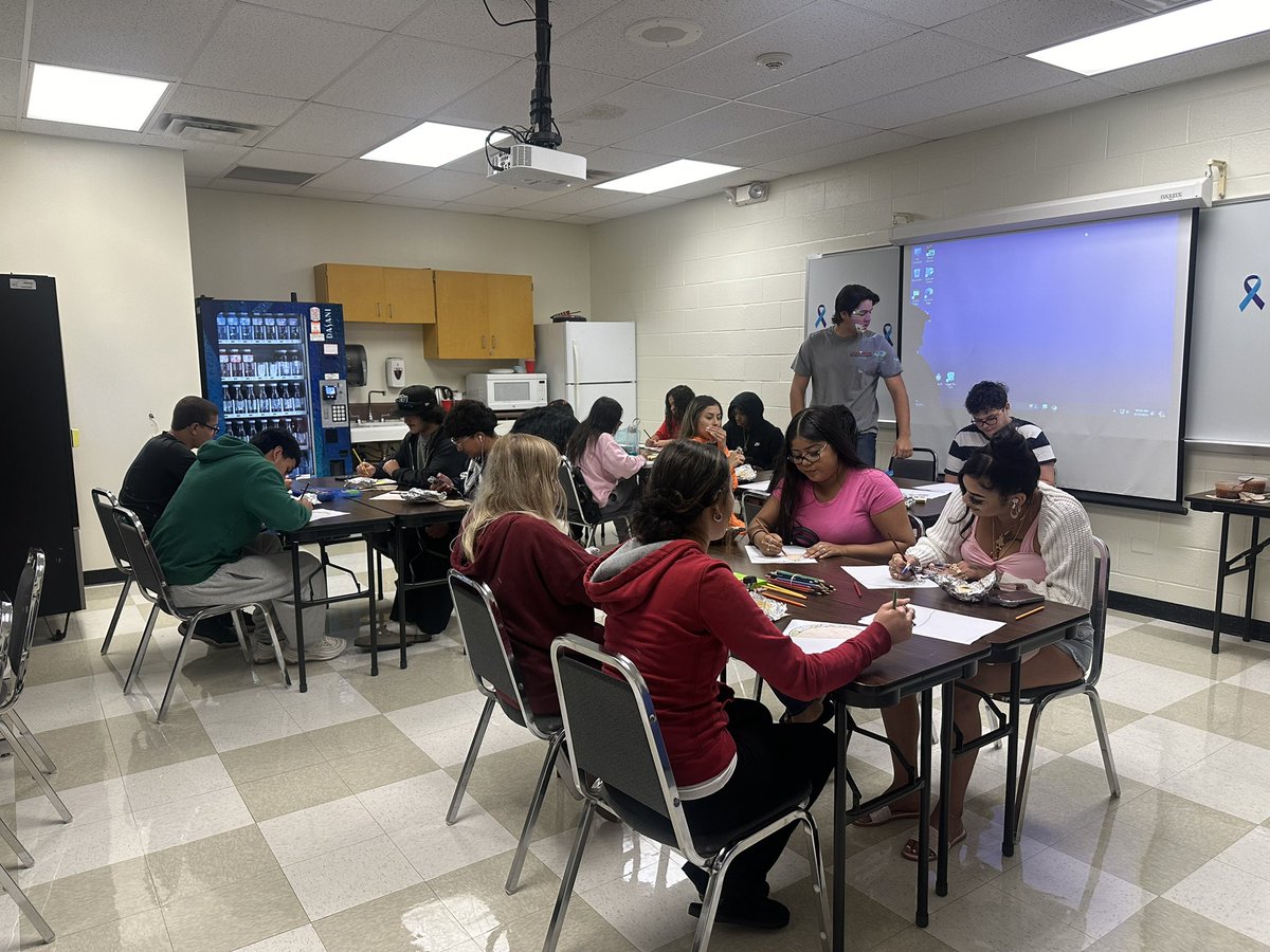 Irene L. Chavez Excel Academy (@nisdchavezexcel) on Twitter photo Our annual Let's Taco’bout Mental Health event was a success! Excel students and staff were creative with their taco decorating and positive quotes! A big shout out to <a href="/BillMillerBarBQ/">Bill Miller</a> store #43 for donating the tacos to our students!!
<a href="/CISSanAntonio/">Communities in Schools of San Antonio</a> <a href="/NISD/">Northside ISD</a> <a href="/NISDCounseling/">NISD Counseling</a> Our annual Let's Taco’bout Mental Health event was a success! Excel students and staff were creative with their taco decorating and positive quotes! A big shout out to <a href="/BillMillerBarBQ/">Bill Miller</a> store #43 for donating the tacos to our students!!
<a href="/CISSanAntonio/">Communities in Schools of San Antonio</a> <a href="/NISD/">Northside ISD</a> <a href="/NISDCounseling/">NISD Counseling</a>