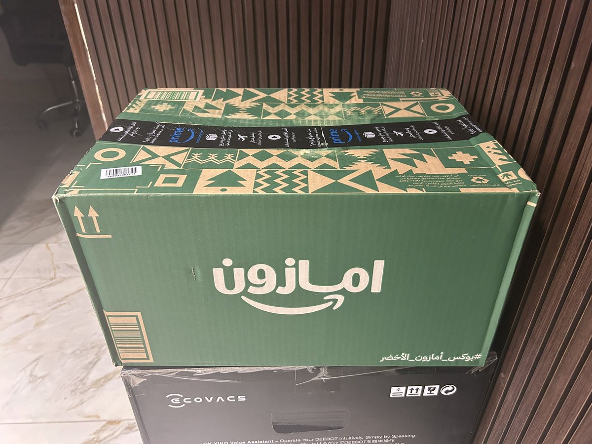 MBelal1's tweet photo. @AmazonKSA كل سنة وانتم طيبين 
#بوكس_أمازون_الأخضر https://t.co/m8vJI9iVQi