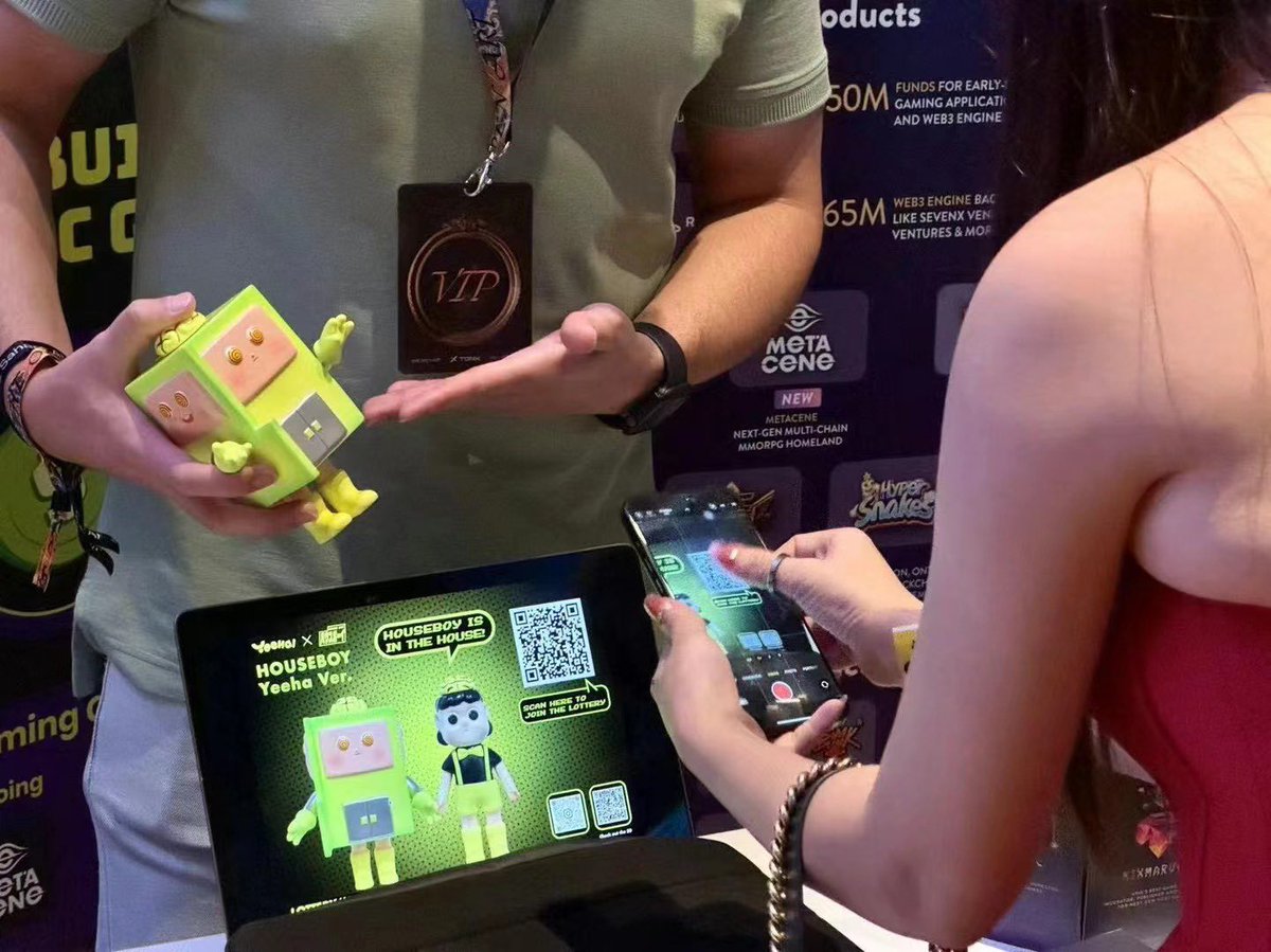 YeehaGames's tweet photo. 🍾Happy partnership with @Somsocgallery !
✨We had a wonderful night with @Somsocgallery and their mascot HOUSEBOY!
Check out the lottery down below, huge surprise awaits! 👇
#GGI #yeeha #MixMarvel #Token2049 #HOUSEBOY #SOMSOCgallery https://t.co/uvJsfrEg1T