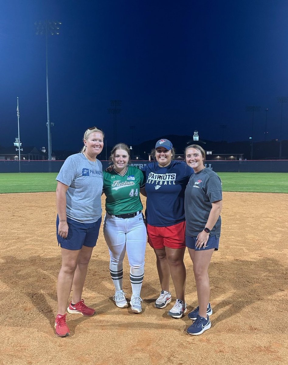 Kylee Huff (@kyleehuff2027) on Twitter photo Feeling blessed and super excited I get another opportunity to learn from these great coaches and players!!@Patriots_UC_SB <a href="/BaileyDillender/">Bailey Dillender</a> <a href="/FusionSB_16Nats/">Fusion 16U National Unruh/Greenwood</a> <a href="/ryandgreenwood/">Ryan Greenwood</a> Feeling blessed and super excited I get another opportunity to learn from these great coaches and players!!@Patriots_UC_SB <a href="/BaileyDillender/">Bailey Dillender</a> <a href="/FusionSB_16Nats/">Fusion 16U National Unruh/Greenwood</a> <a href="/ryandgreenwood/">Ryan Greenwood</a>