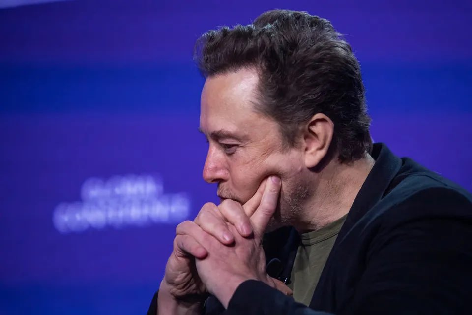 RpsAgainstTrump's tweet photo. BREAKING

Secret Service is probing Elon Musk's now deleted tweet about Biden/Harris assassination. https://t.co/p1YRXbl9TF