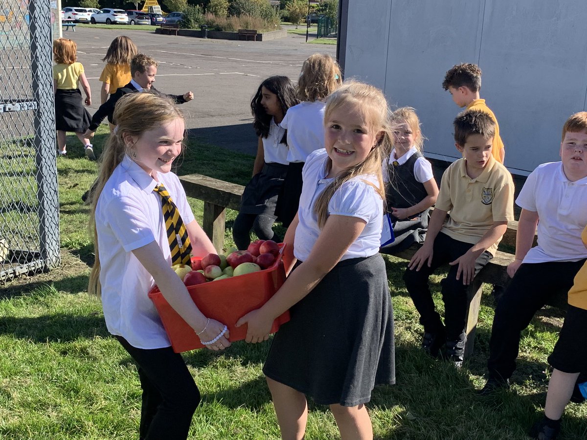 Mrs Connolly tweet media