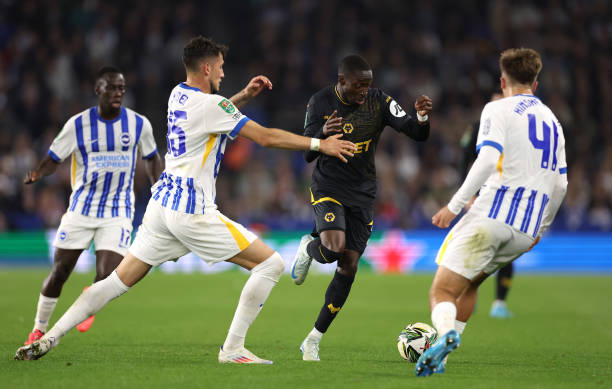 Carlos Forbs speelde gisteravond zijn tweede wedstrijd voor Wolves
27 minuten gespeeld
0 succesvolle dribbels
0 (1) succesvolle voorzetten
2 (4) gewonnen duels
1 overtreding
Forbs verloor met Wolves 3-2 van Brighton en ligt uit de Efl cup

#ajax