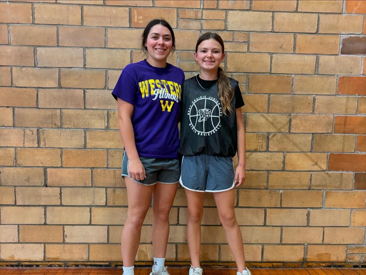 WIUWBB's tweet photo. Giving back to the community 🏡

#GoNecks | #OneGoal https://t.co/N5M9Bbj9nF