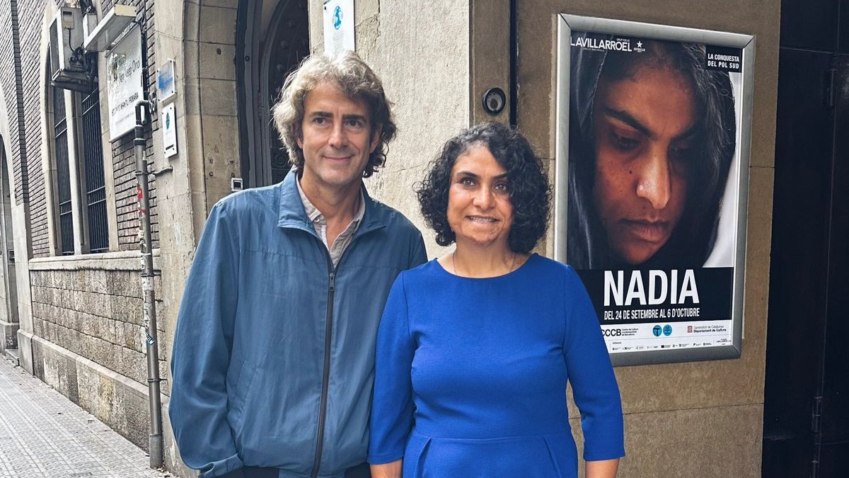 Avui hem presentat #Nadia, una obra de <a href="/nadiaghulam/">Nadia ghulam</a>, Carles Fernández Giua i Eugenio Szwarcer, dirigida per Carles Fernández Giua i interpretada per <a href="/nadiaghulam/">Nadia ghulam</a>, Carles Fernández Giua i Eugenio Szwarcer.

Dimarts 24 de setembre comença funcions! ✨

🎟️bit.ly/NadiaVillarroel