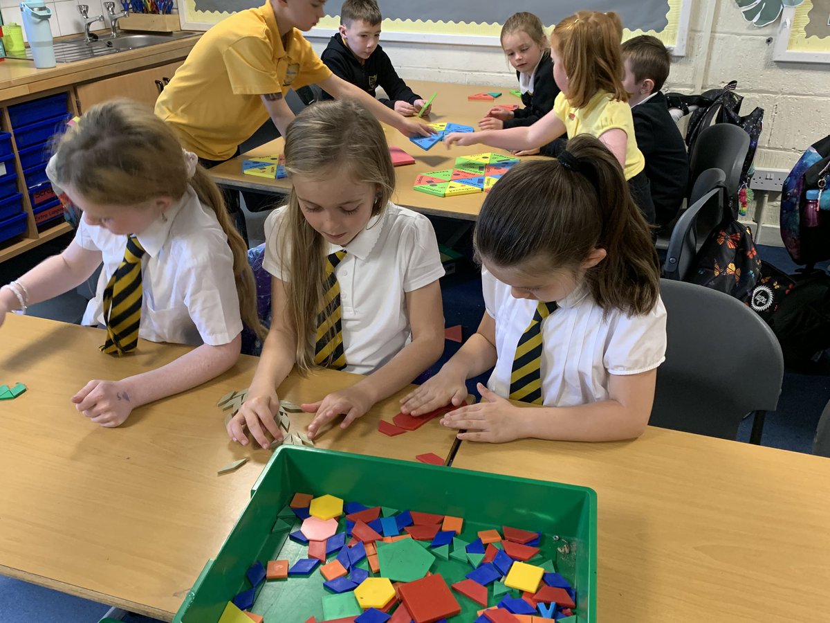 Mrs Connolly tweet media