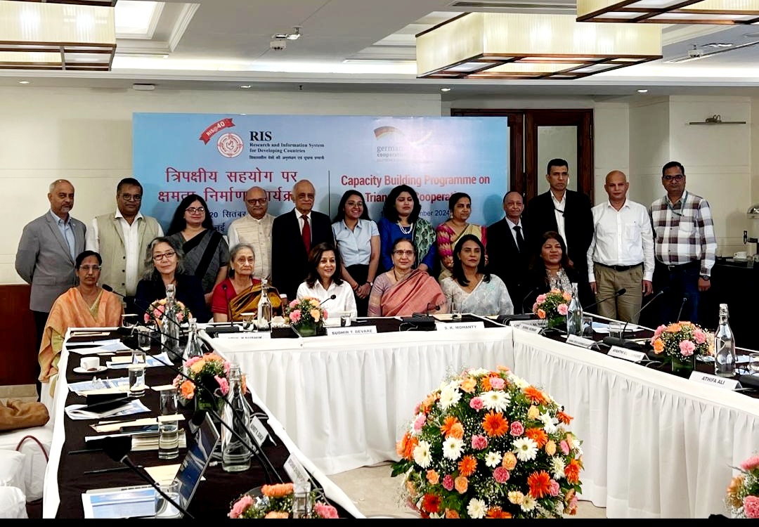 susheco's tweet photo. Day 1: Glimpses of the #Capacitybuildingprogramme on Triangular Cooperation
@RIS_NewDelhi @Sachin_Chat @ChamanDhanda71 @giz_india https://t.co/xgcLXslYjP