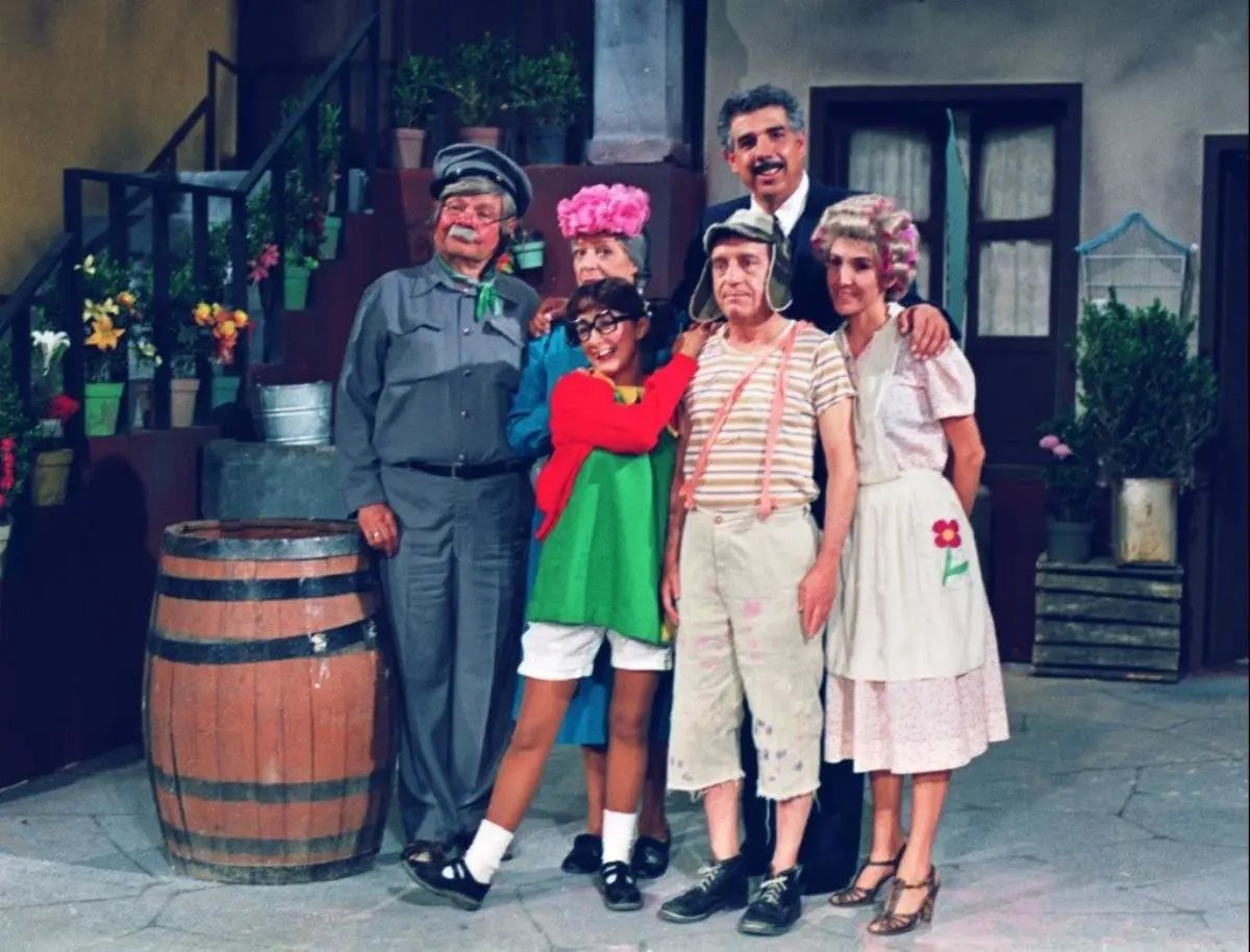 El Chavo y el Chapulín están de vuelta 📺

¡Después de 4 años, regresan a la TV! Desde el 16 de octubre en Las Estrellas y ya disponibles en ViX y Univisión. 

¿Listos para revivir estos clásicos? 🤩👇 ¡Comenta tu episodio favorito!