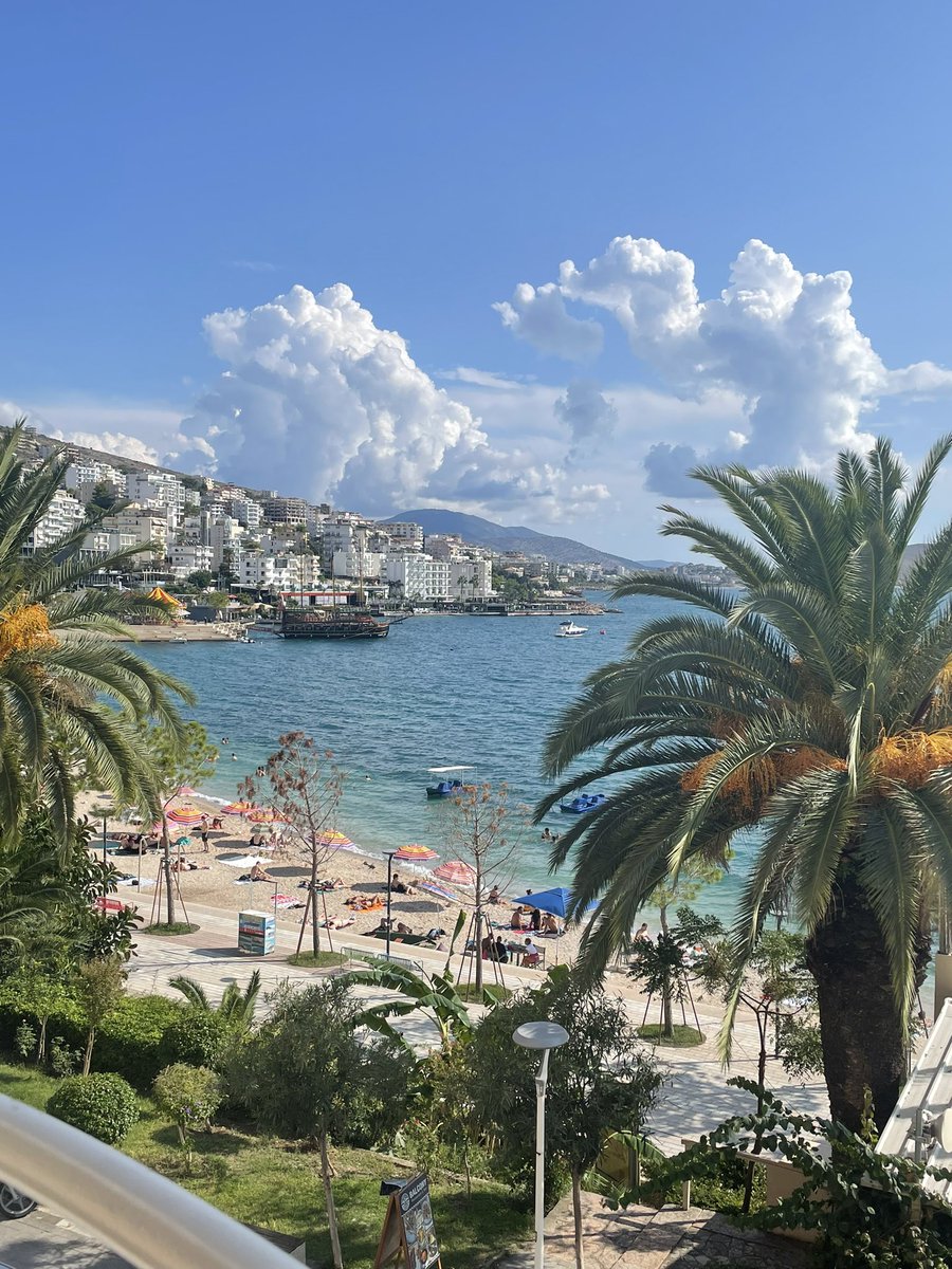 Ian Fox 🏳️‍🌈 tweet media