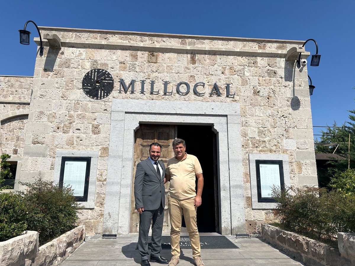 Değerli dostum Nevşehir Aile ve Sosyal Hizmetler İl Müdürü Mahmut Selçuk’ u Nevşehir’de ziyaret ederek yeni görevinde başarılar diledim. Misafir perverliği için çok teşekkür ederim.⁦⁦<a href="/MahmutSelcuk/">MAHMUT SELÇUK</a>⁩