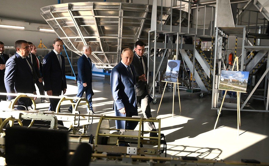 Photos from Putin's visit to the Special Technology Center in St. Petersburg, which makes Orlan UAVs, among other things. He held a Military-Industrial Commission meeting on UAV development and was shown various products made by Russian defense-industrial enterprises, including