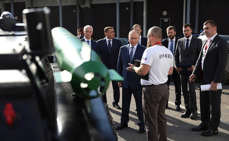 JohnH105's tweet photo. Photos from Putin's visit to the Special Technology Center in St. Petersburg, which makes Orlan UAVs, among other things. He held a Military-Industrial Commission meeting on UAV development and was shown various products made by Russian defense-industrial enterprises, including from the so-called "people's defense-industrial complex."

Putin claimed that the Russian defense industry delivered ~140,000 UAVs in 2023 and will increase production by 10x in 2024. He said Russia aims to establish 48 centers for designing, testing, and mass producing UAVs by 2030. He also stressed the need to make full use of the "people's OPK," including through support from large companies.

https://t.co/DIlMyVTLgn
https://t.co/2v76VuFefd