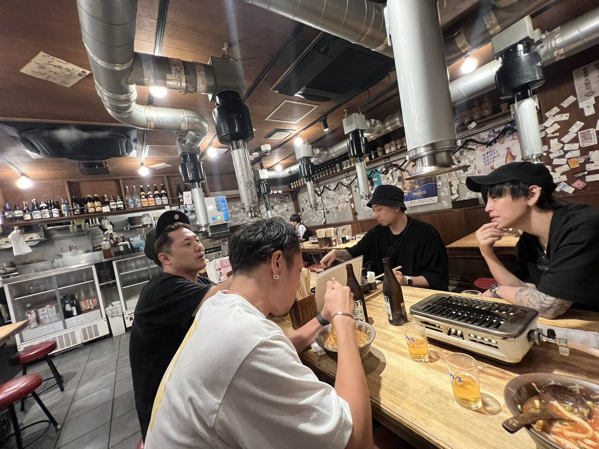 ライブ楽しすぎて
朝6時まで呑んでしまった、、、

ゆういろうくん
ずっと歌い続けてくださいね！

<a href="/yuichiro_vo/">柴田 裕一朗@the iolite</a>