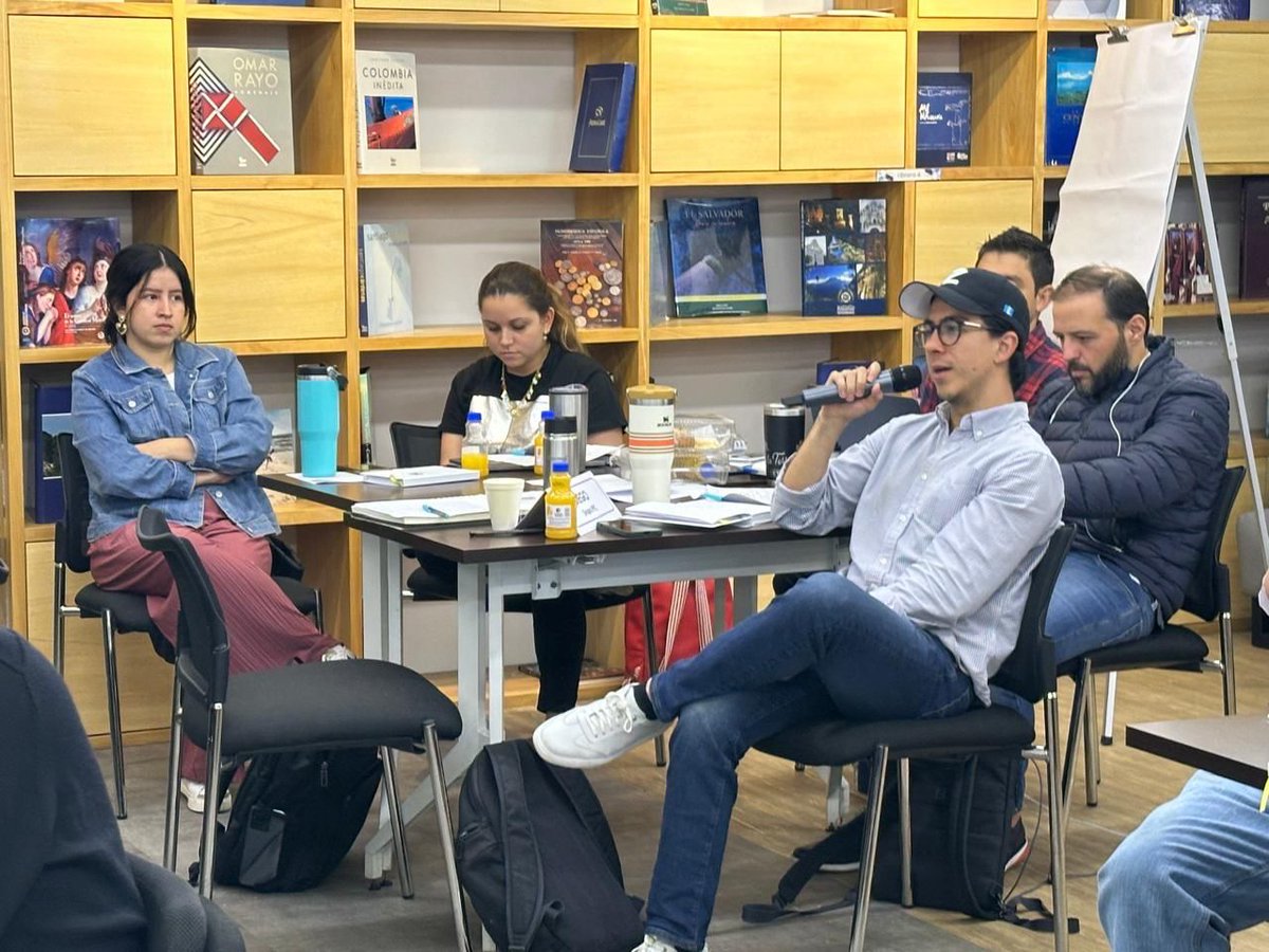 ScaleUpGT's tweet photo. 🚀 ¡Hoy celebramos un hito importante en ScaleUp Guatemala!

Finaliza la 6ta cohorte del Programa de Empresas de Alto Crecimiento, con la graduación de 9 empresas que han transformado su camino hacia el éxito.

#CreceSinLimites #EmpresasDeAltoCrecimiento @FUNDESA https://t.co/SeRJyNAyKi