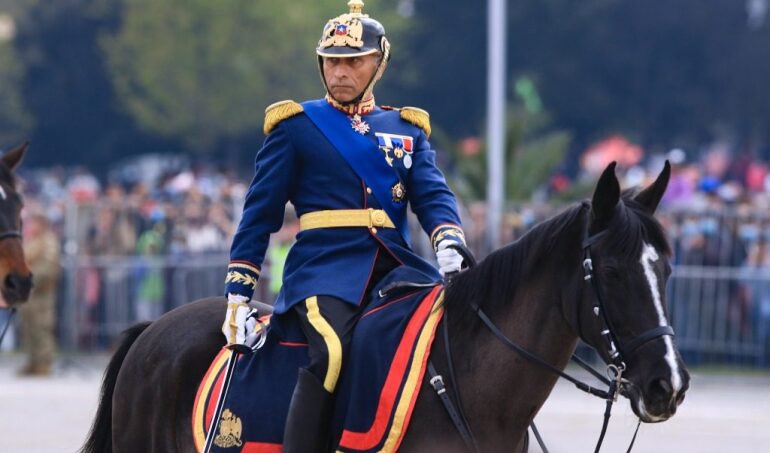 FeerSeverin's tweet photo. Te extrañamos Candelaria 🐎🤍 #paradamilitar https://t.co/yoTOzmResg