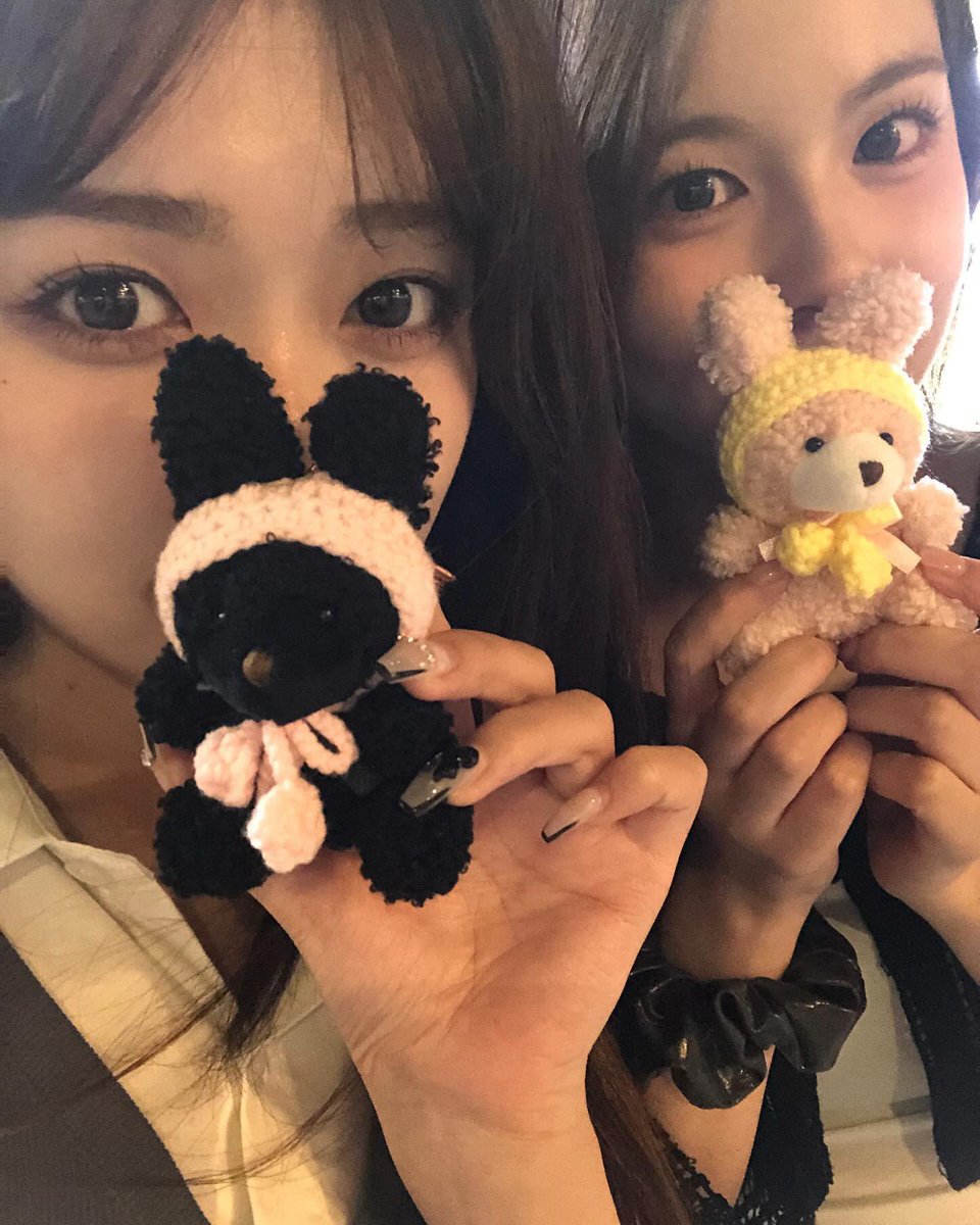 mozzi0822's tweet photo. 훜토끼가 토끼를..🐰 https://t.co/TOUpzbbAsK