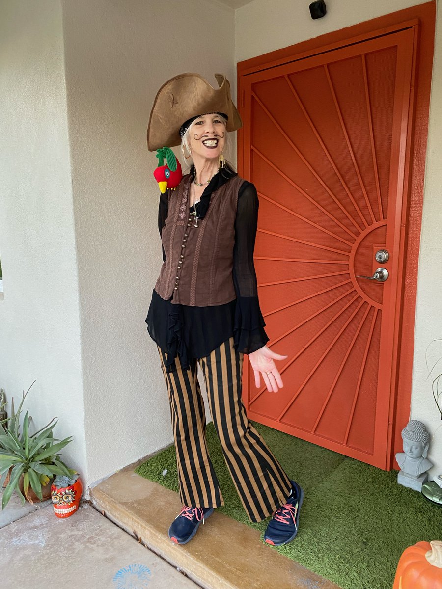 Chandler Library tweet media