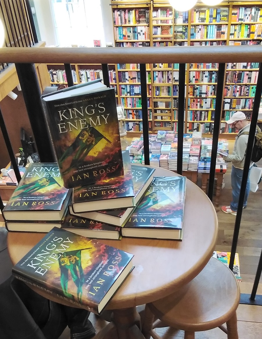 Nipped into <a href="/ToppingsBath/">Topping & Company Booksellers of Bath</a> earlier to sign a few copies of 'King's Enemy'....