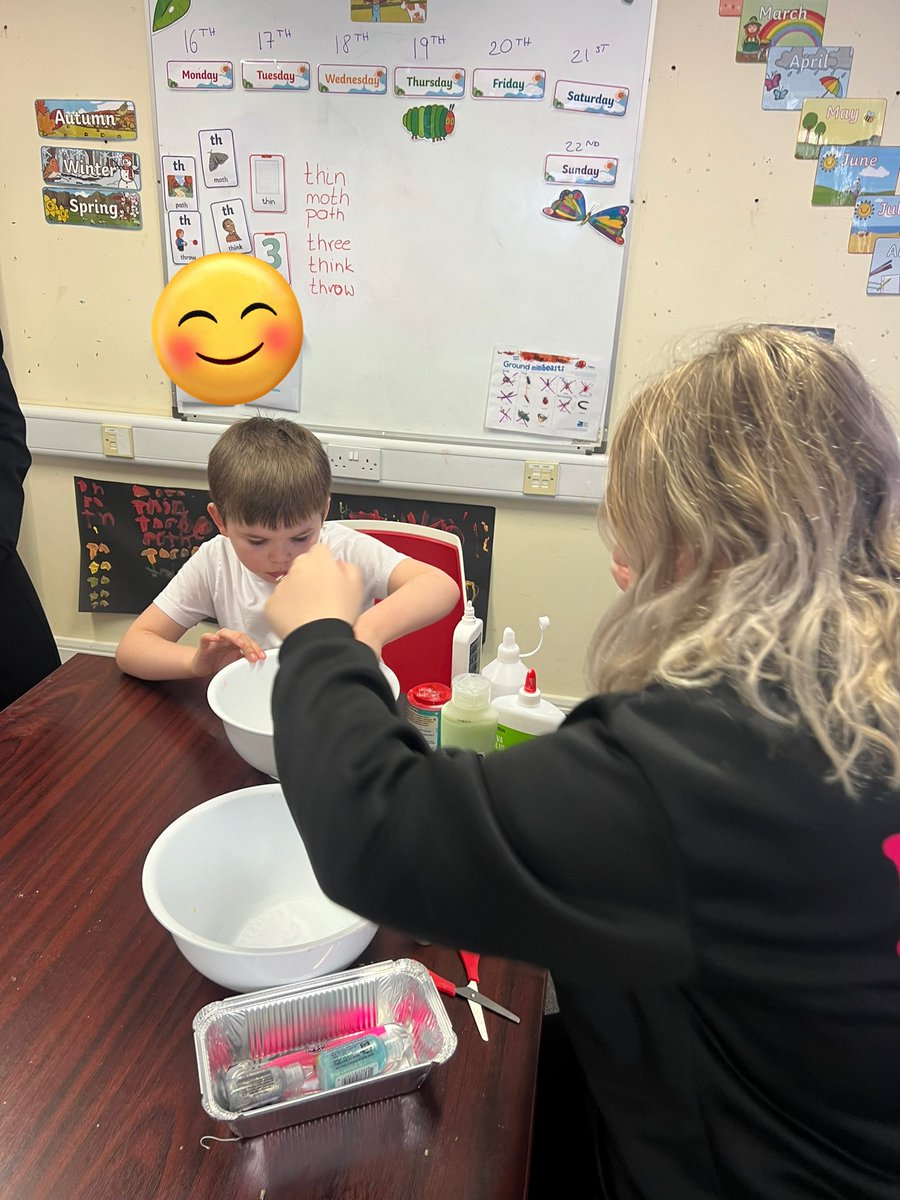 MissG_IWBS's tweet photo. A key moment from today 🌟

A senior pupil offered to help some younger pupils make slime bubbles today. She talked them through the process and the boys showed great listening skills and followed all the instructions. 

@outreach_iwbs @IWBSFalkirk @MissHastonIWBS @lynnandrew_ https://t.co/VyVLerpxie