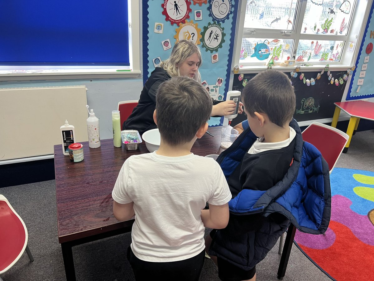 MissG_IWBS's tweet photo. A key moment from today 🌟

A senior pupil offered to help some younger pupils make slime bubbles today. She talked them through the process and the boys showed great listening skills and followed all the instructions. 

@outreach_iwbs @IWBSFalkirk @MissHastonIWBS @lynnandrew_ https://t.co/VyVLerpxie