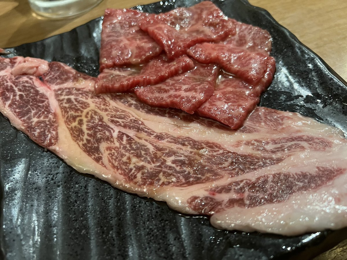 内向きフーガメンテナンスからの最後はゆっくりいつもの焼肉屋🐮

お疲れ様でした🙋‍♂️