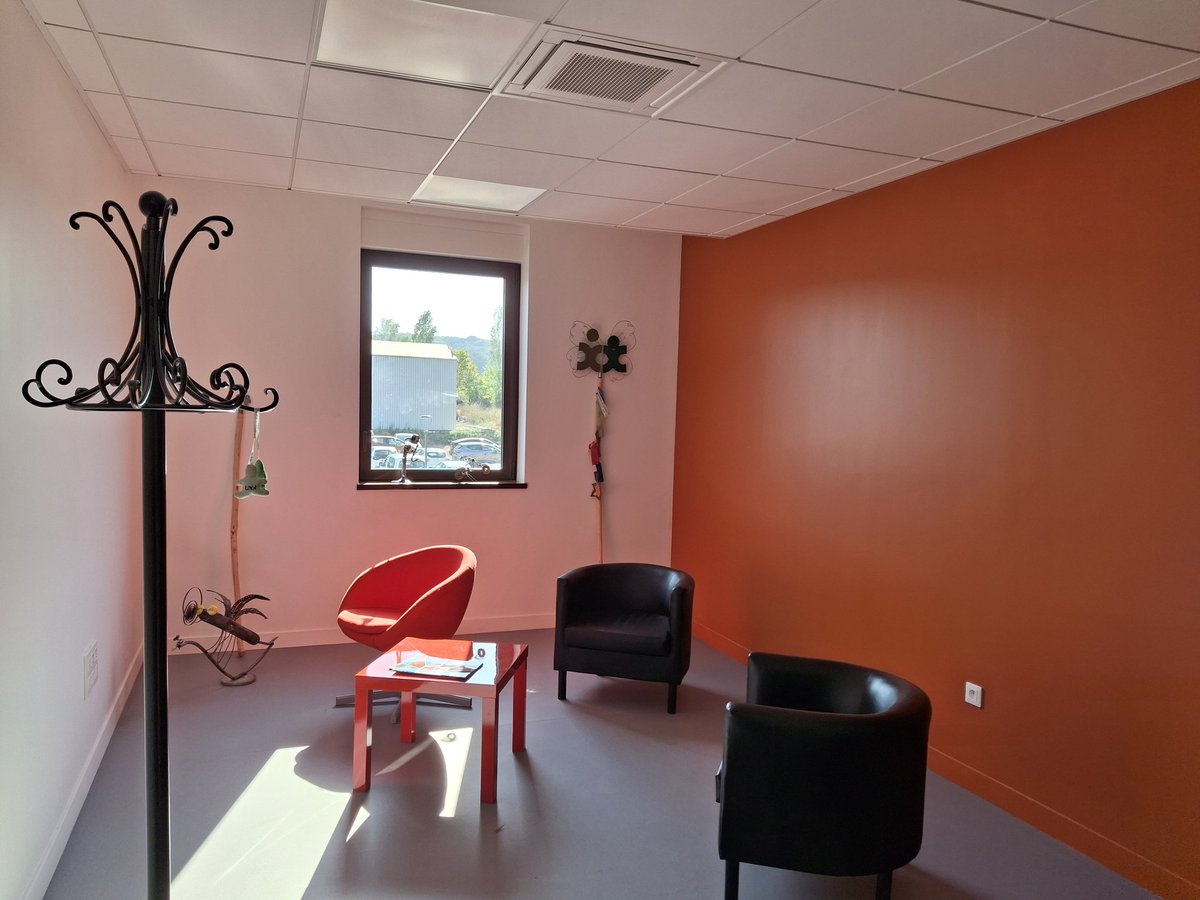 Inauguration du nouveau siège de l'UNAPEI60 à Agnetz. De magnifiques locaux pour une association toujours aussi dynamique qui a à cœur d'accompagner au mieux ses usagers. 
👏 pour cette très belle réalisation