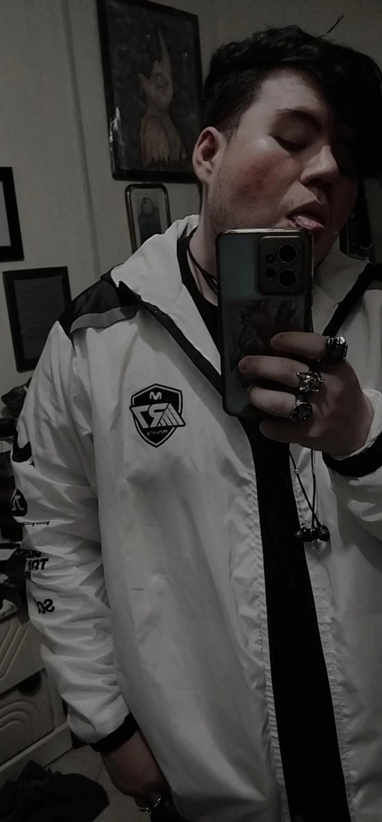 LyonLaGuardia's tweet image. Viste tu pasión con @sc1mx sea Rosa, Negro, Blanco o el nuevo Bundle Last Dance de @Rainbow7lol corran a ver toda la.merch les dejamos el link de compra.
sc1.gg/producto/bundl…
#R7 #Sc1 #jersey #Worlds2024