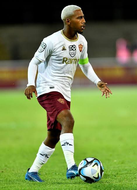cadafia_king's tweet image. Remember his name and don't forget what jersey number his wearing someone somewhere still regretting why he left us while we still needed him kanti it was just a matter of time until we found I should say an icon to represent that number with respect and dignity #VR3
