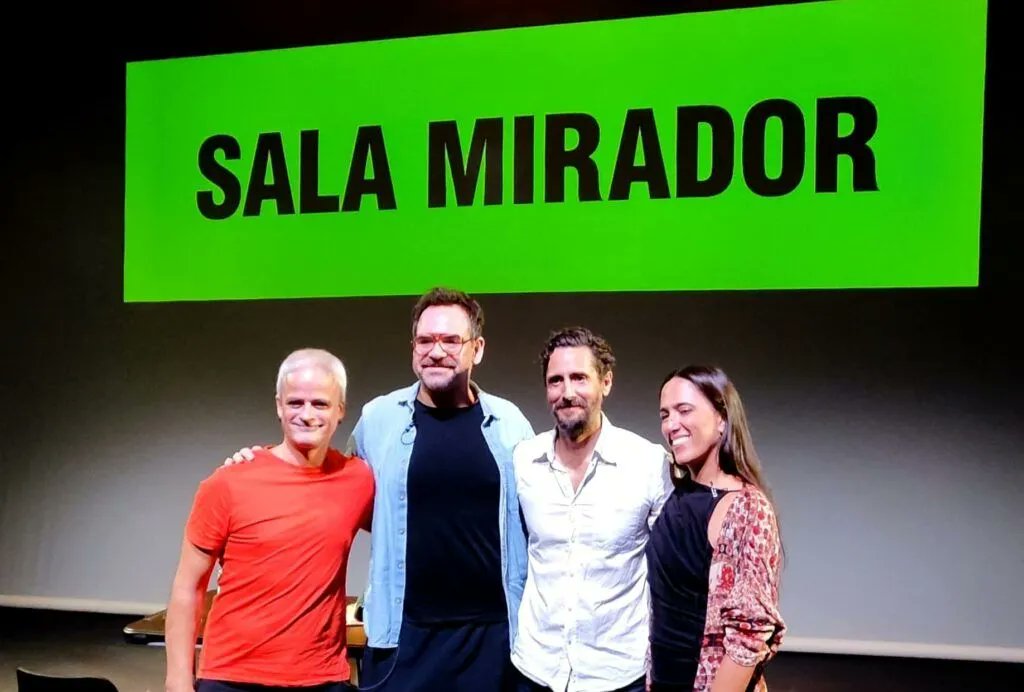 Revista Godot tweet media