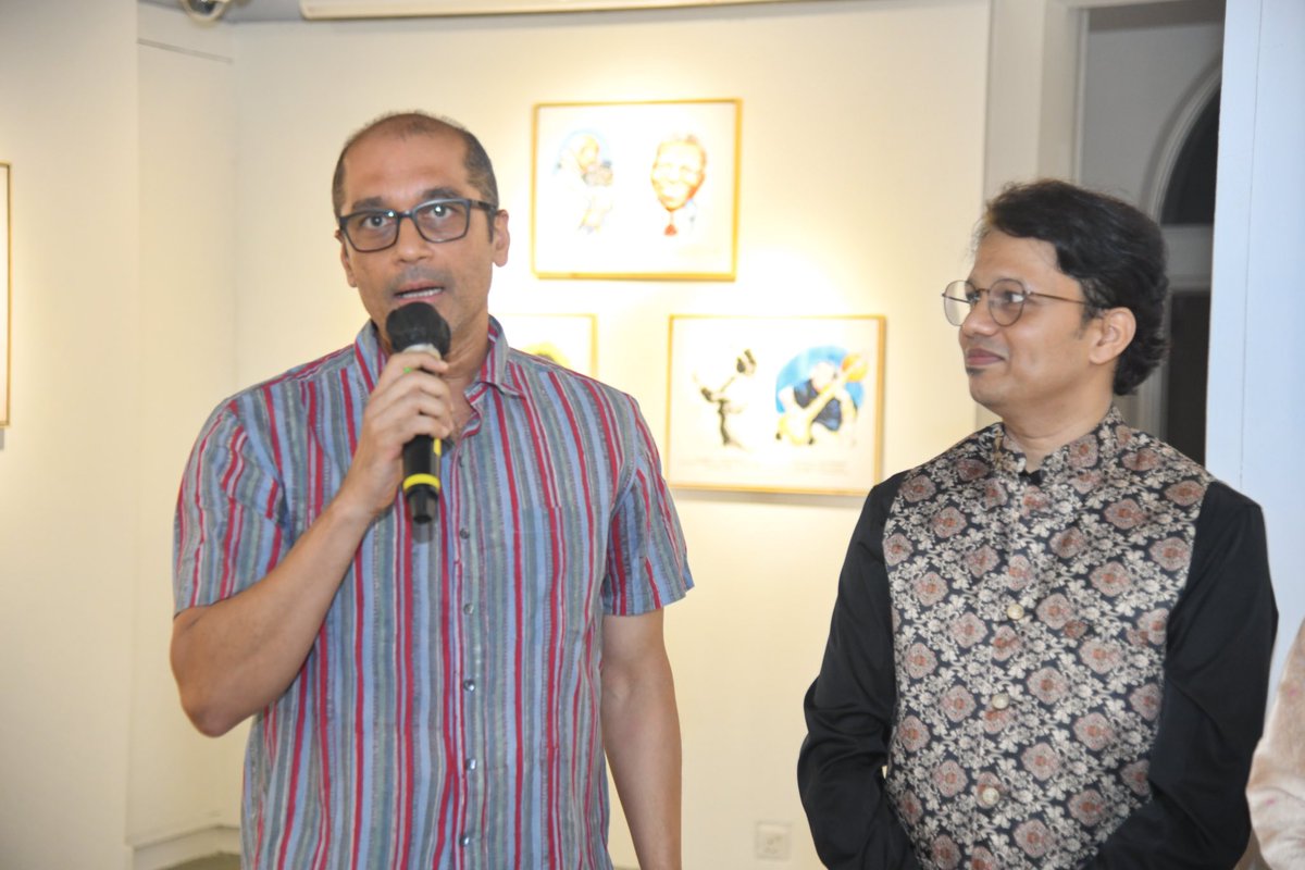 CGIHongKong's tweet photo. Also on display are 4 works by local artists @Rupesh4U https://t.co/cq3H9h9UBC Anand Narayan and https://t.co/MjQmO6eUZY on the theme of ‘contemporary common Indian man/woman’ https://t.co/o2RzAqICYW