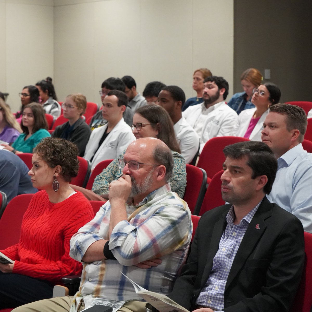 This years Ronald F. Borne Endowed Lecture was a fantastic time. The School of Pharmacy wants to thank Dr. Tom Prisinzano for an excellent presentation and for speaking about the grand legacy and memories that Dr. Borne left at the School of Pharmacy and the University.