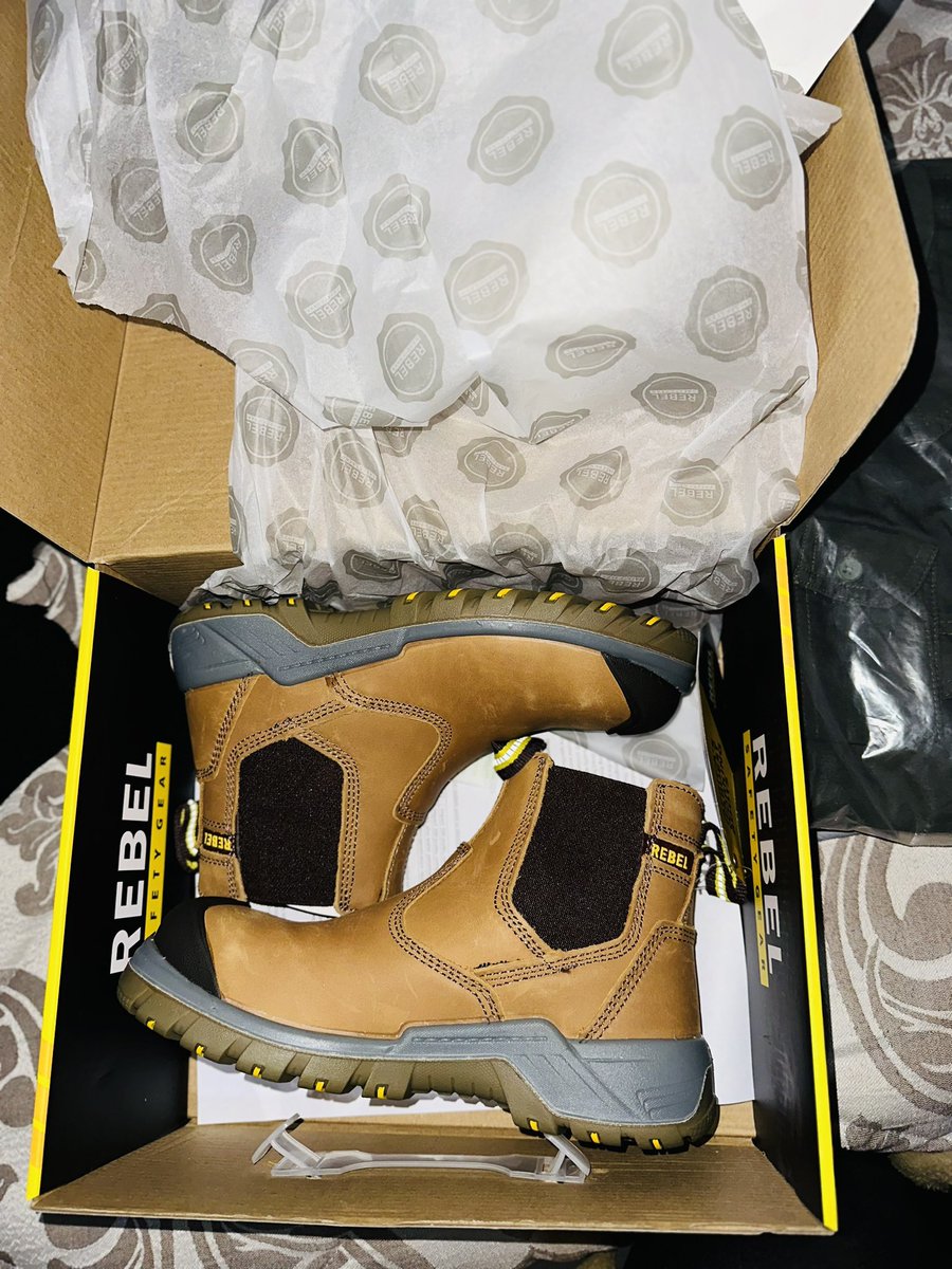 Lùñgã🌸 tweet media