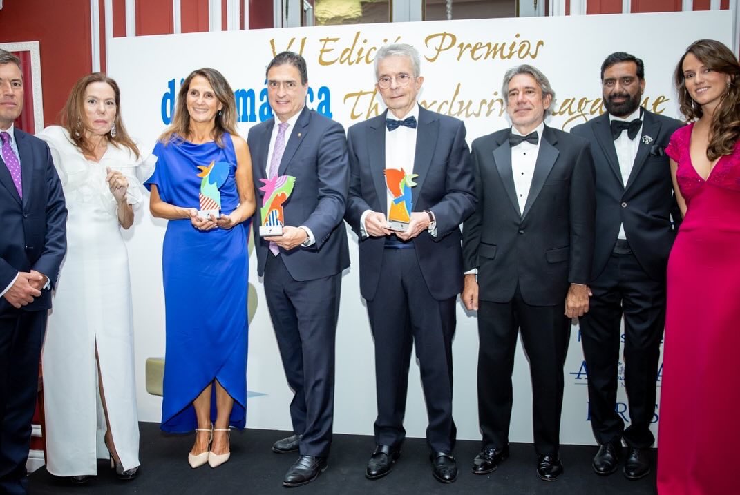 diplomática exclusive magazine tweet media