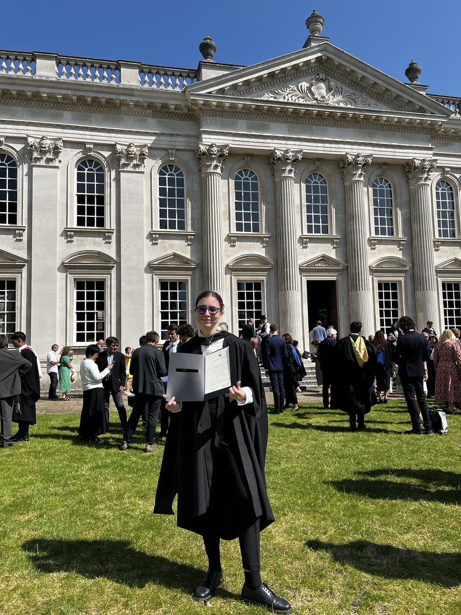 Katherinenright's tweet image. Graduated in July with my MPhil in Digital Humanities! With many thanks to @CamDigHum and @Gates_Cambridge