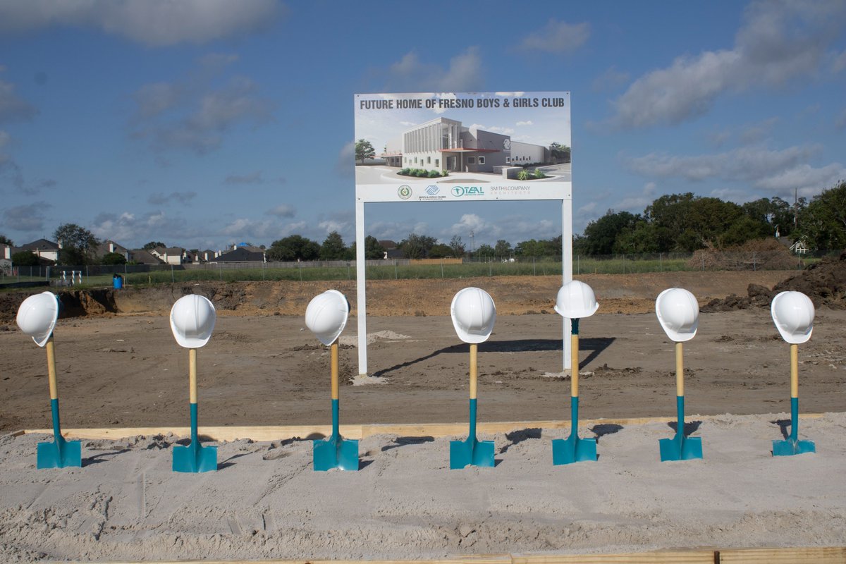 Breaking ground on the new Fresno Boys &amp; Girls Club! 🎉🏗️ Huge thanks to BGCGH Board Member &amp; Fort Bend County Commissioner @GradyPrestige, the Fort Bend Commissioners team, Teal Construction, and Smith &amp; Company Architects for making this vision a reality! 🌟🙌 #GreatFutures