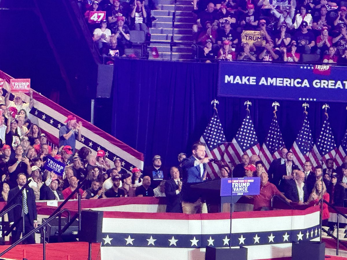 pkx14's tweet photo. @ShabbosK You were great last night! I would love to get involved and help the trump campaign to save Israel from their enemies. https://t.co/ZSdJAQrrHs